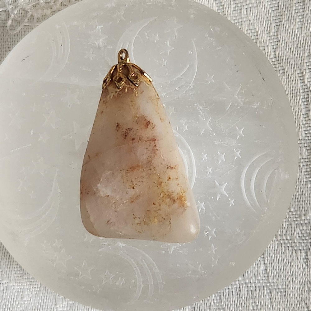 Women's Vintage Quartz Gold Pendant